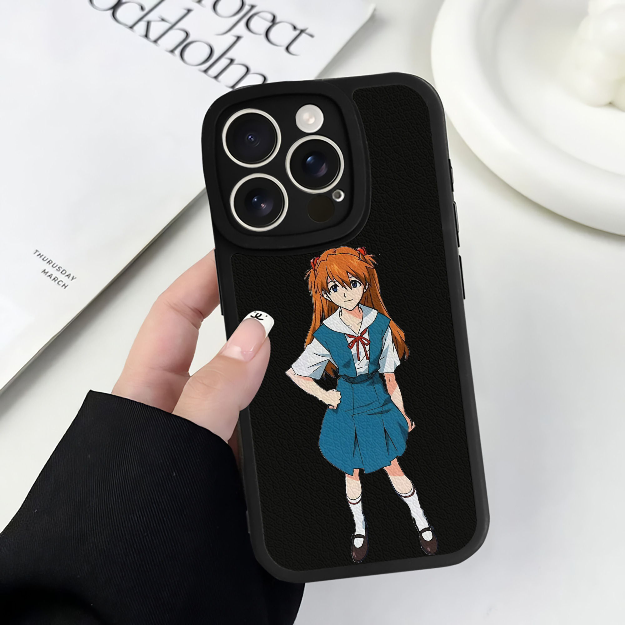（画像用） EVA 新世紀エヴァンゲリオン 【iPhone 16シリーズ対応】シリコンスマホケース（レザー調） 材質：シリコン